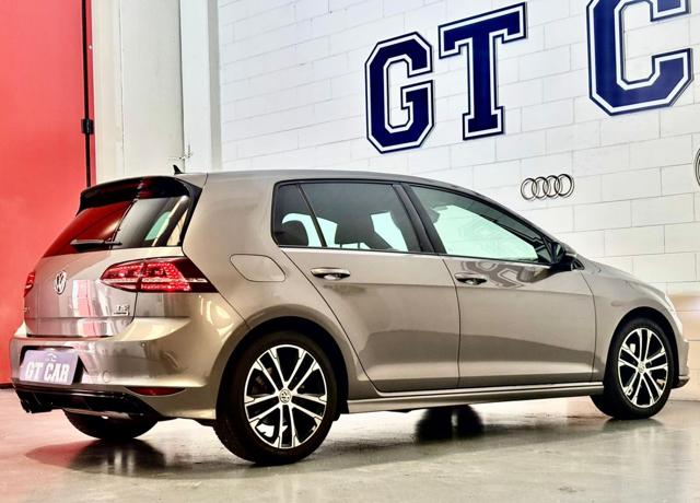 VOLKSWAGEN Golf usata, con Autoradio