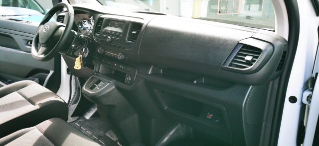 TOYOTA Proace usata 24