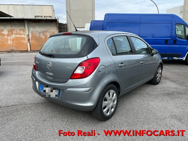 OPEL Corsa usata, con Airbag