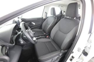 TOYOTA Yaris usata 2
