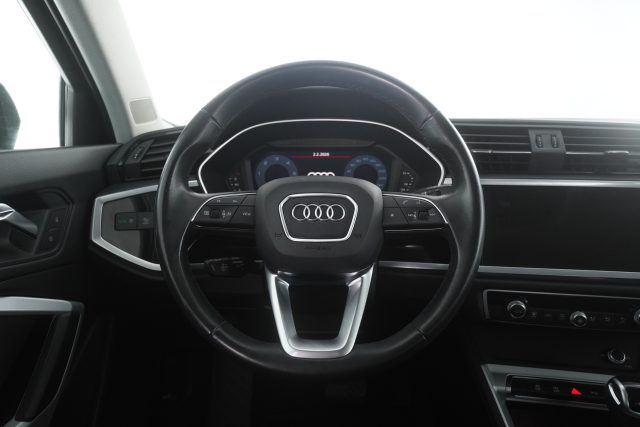 AUDI Q3 usata 10