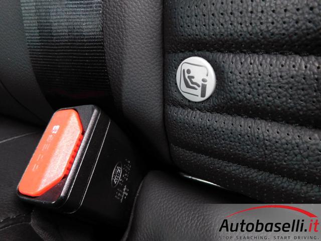 LAND ROVER Discovery Sport usata, con Schermo multifunzione interamente digitale