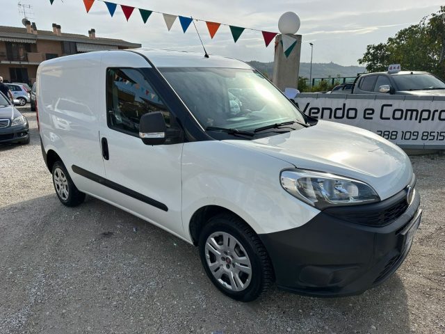 FIAT Doblo usata, con Alzacristalli elettrici