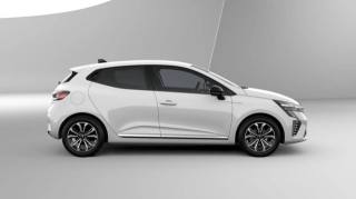 RENAULT Clio usata, con Controllo trazione