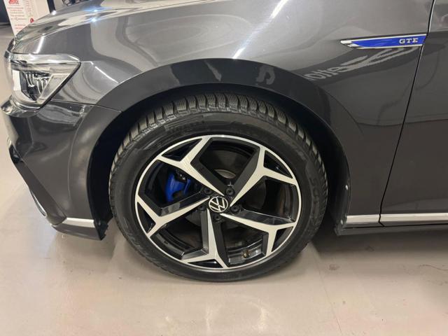 VOLKSWAGEN Passat Variant usata, con Alzacristalli elettrici