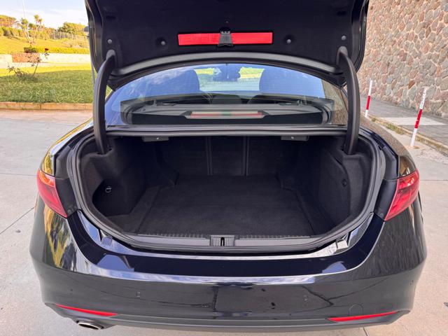 ALFA ROMEO Giulia usata, con Volante multifunzione