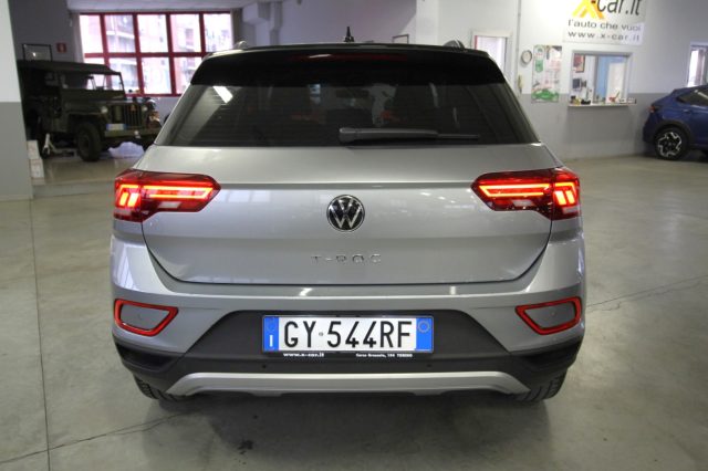 VOLKSWAGEN T-Roc usata, con Autoradio