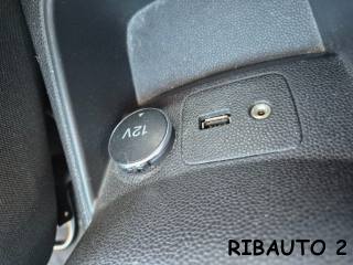 FORD Fiesta usata, con Bluetooth