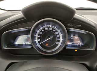 MAZDA 2 usata, con Park Distance Control
