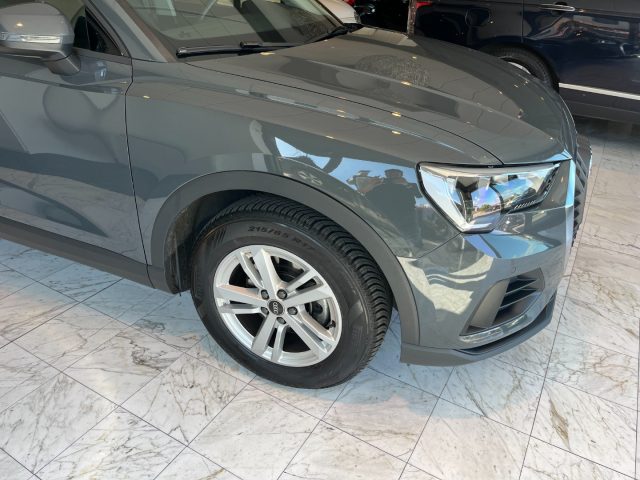 AUDI Q3 usata, con Park Distance Control
