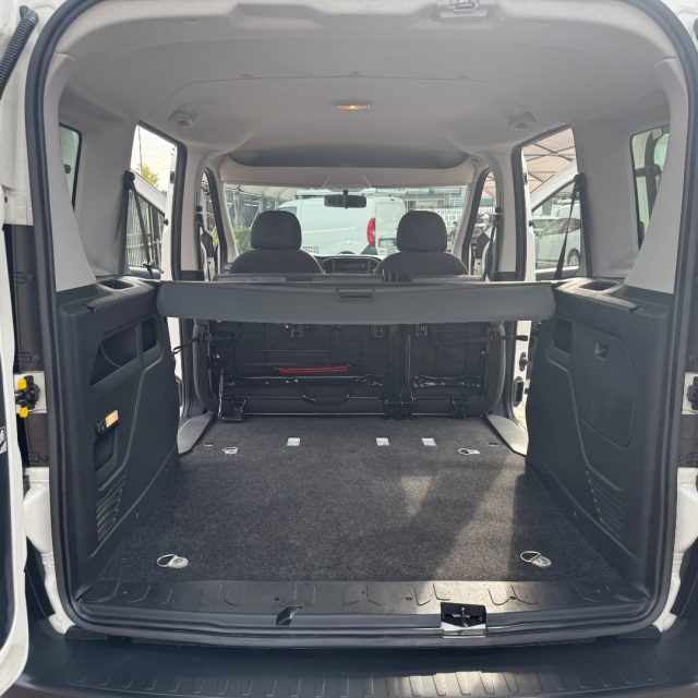 FIAT Doblo usata, con Bluetooth