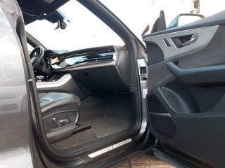 AUDI Q8 usata, con Sedili riscaldati