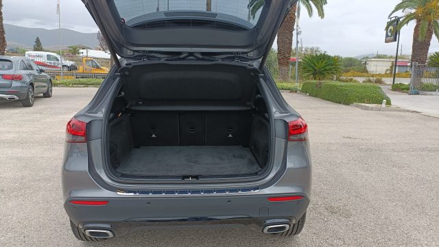 MERCEDES-BENZ GLA 200 usata, con Sistema di navigazione