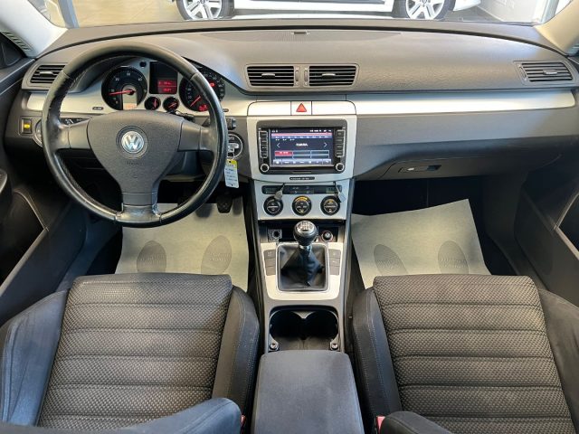 VOLKSWAGEN Passat usata, con ESP