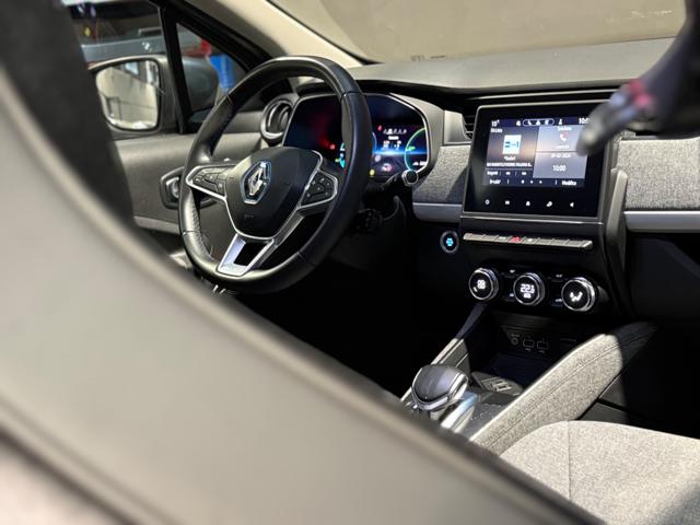 RENAULT ZOE usata, con Park Distance Control