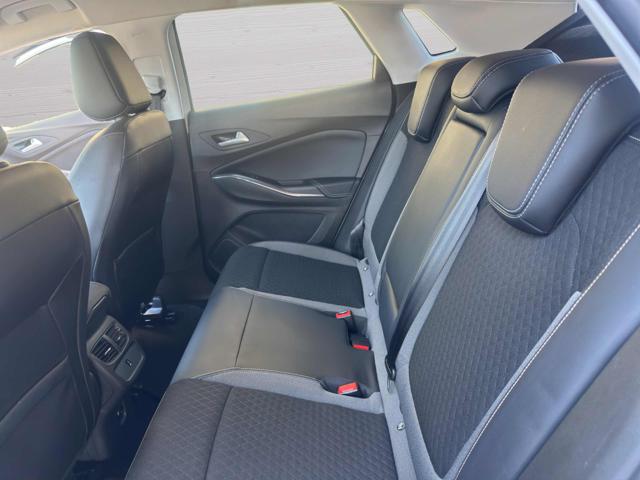 OPEL Grandland X usata, con Controllo automatico clima