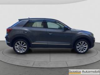 VOLKSWAGEN T-Roc usata, con Cerchi in lega
