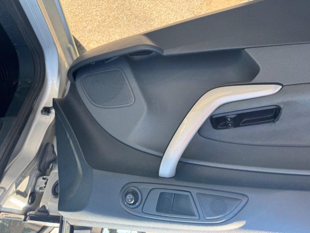 FORD Fiesta usata 11
