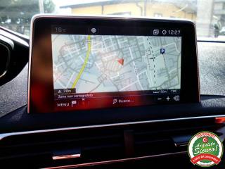 PEUGEOT 3008 usata, con Sistema di navigazione