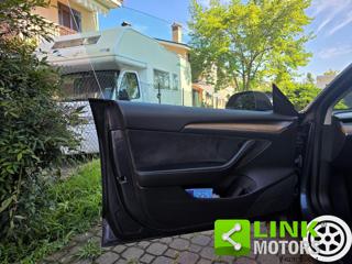 TESLA Model 3 usata, con Luci diurne