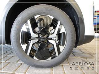 PEUGEOT 2008 usata, con Sedile posteriore sdoppiato