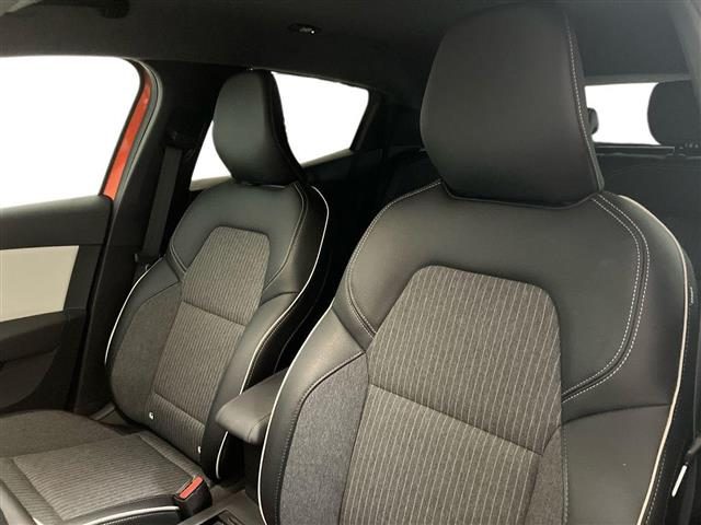 RENAULT Clio usata 21