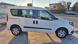 FIAT Doblo usata, con Sedile posteriore sdoppiato