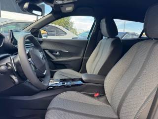 PEUGEOT 2008 usata, con Lettore CD