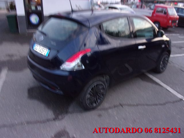 LANCIA Ypsilon usata 24