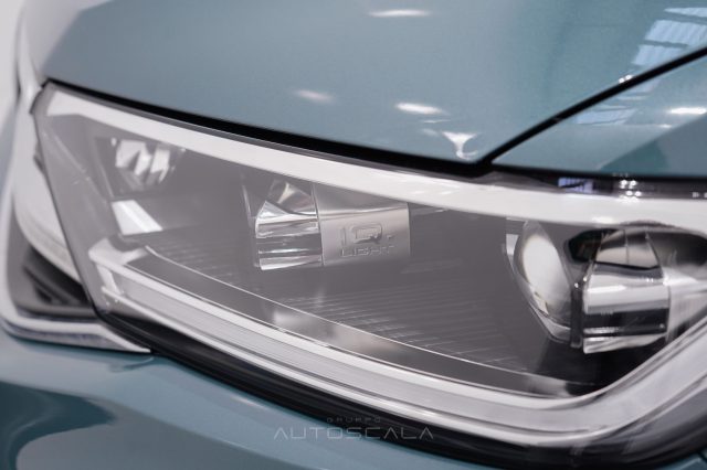 VOLKSWAGEN T-Roc usata 29