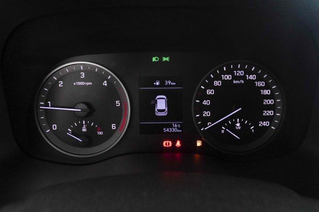 HYUNDAI Tucson usata 12
