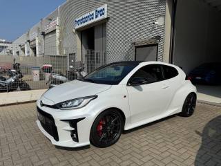 TOYOTA Yaris usata, con Airbag laterali