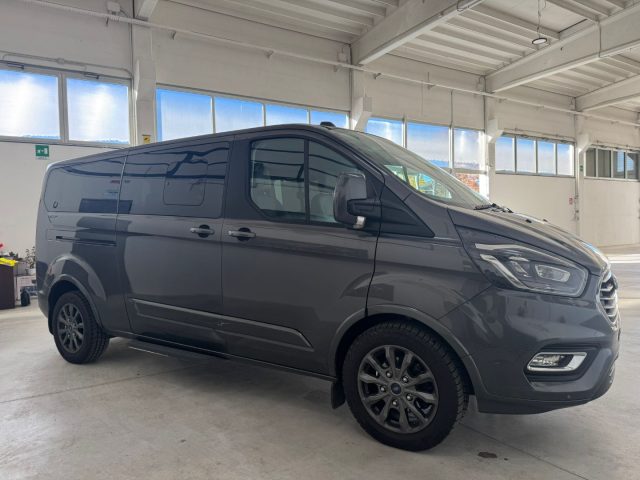 FORD Tourneo Custom usata, con Autoradio