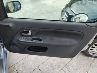 RENAULT Clio usata, con Volante in pelle