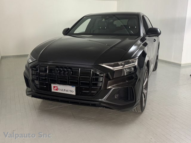 AUDI Q8 usata, con Bracciolo