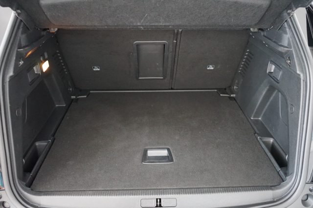 PEUGEOT 3008 usata, con Sensore di luce