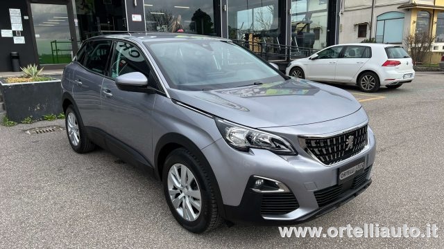 PEUGEOT 3008 usata, con Airbag