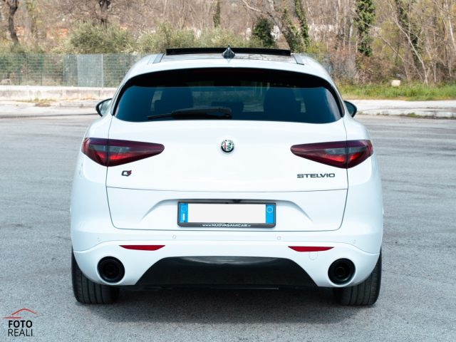 ALFA ROMEO Stelvio usata, con Alzacristalli elettrici