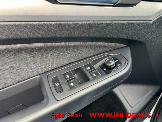 VOLKSWAGEN Golf usata, con Bracciolo