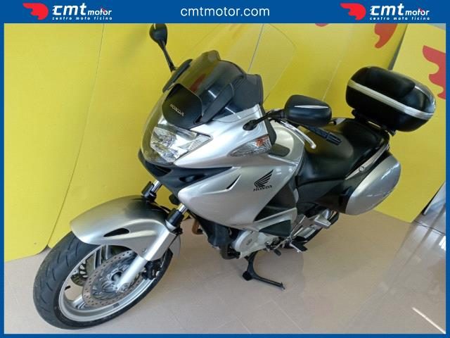 HONDA Deauville 700 usata 13