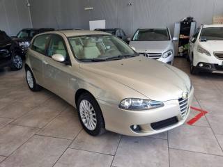 ALFA ROMEO 147 usata, con Climatizzatore