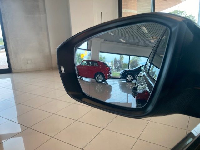 VOLKSWAGEN T-Cross usata, con Park Distance Control