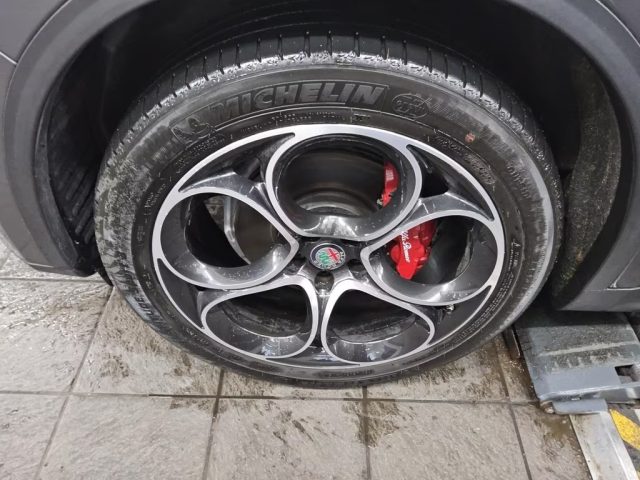 ALFA ROMEO Stelvio usata, con Controllo trazione