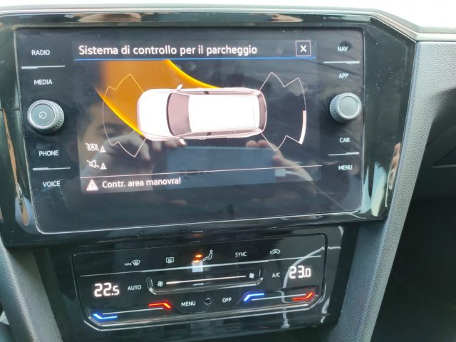VOLKSWAGEN Passat Variant usata, con Climatizzatore