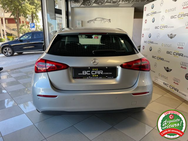 MERCEDES-BENZ A 180 usata, con Alzacristalli elettrici
