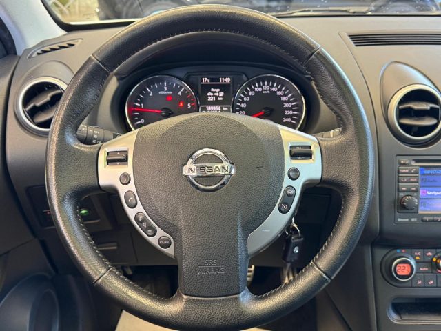 NISSAN Qashqai usata, con Controllo automatico clima