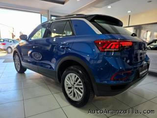 VOLKSWAGEN T-Roc usata, con Autoradio