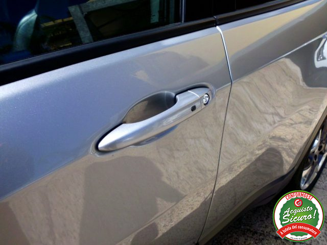 JEEP Compass usata, con Autoradio digitale