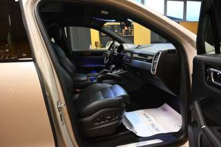 PORSCHE Cayenne usata 8