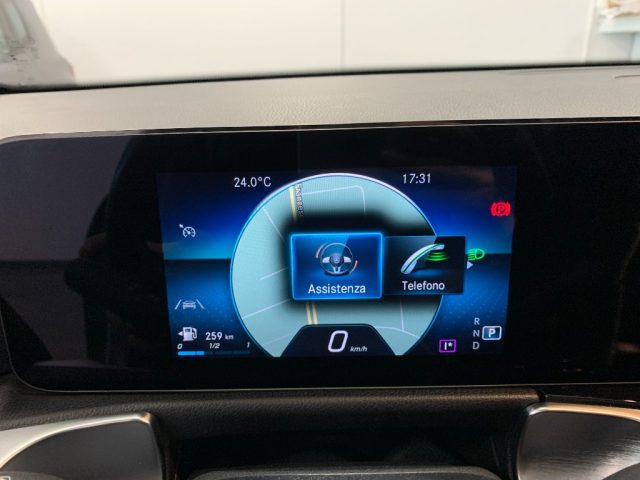 MERCEDES-BENZ GLB 180 usata, con Sensore di pioggia